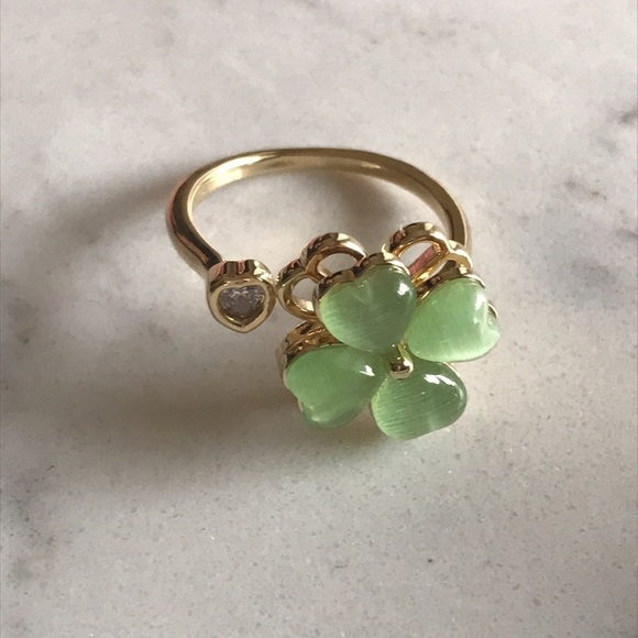 Four-leaf Clover🍀 Alloy Opal Jewelry Set - Picture 4 of 9